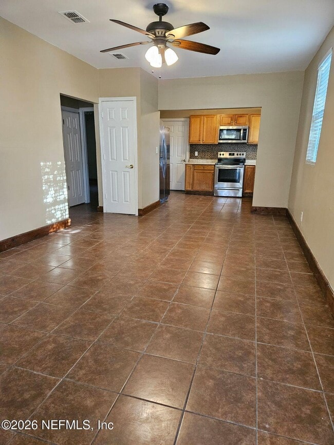 848 Crestwood St in Jacksonville, FL - Building Photo - Building Photo