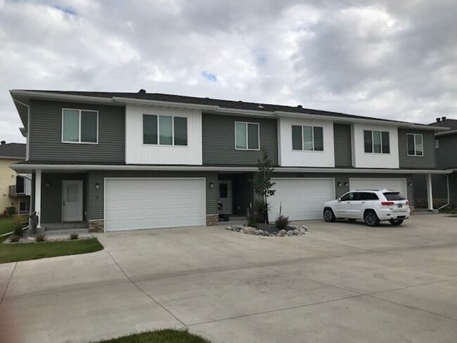 property at 3375 Pr Hts Wy