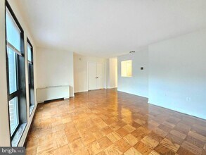 1280 21st St NW in Washington, DC - Building Photo - Building Photo