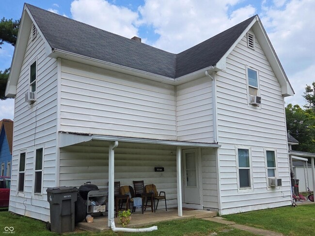 property at 33 1/2 Miley Ave