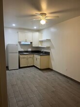 951 E 105th St, Unit ADU in Los Angeles, CA - Building Photo - Building Photo