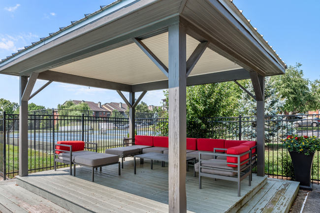 The Racquet Club Apartments in Lexington, KY - Foto de edificio - Building Photo