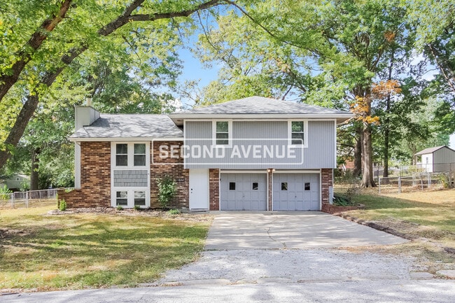 property at 11032 N Harrison St
