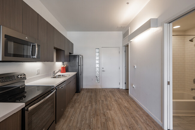 Lumina Apartments in Denver, CO - Building Photo - Interior Photo