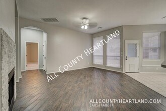 908 Black Jack Ln in Moore, OK - Building Photo - Building Photo