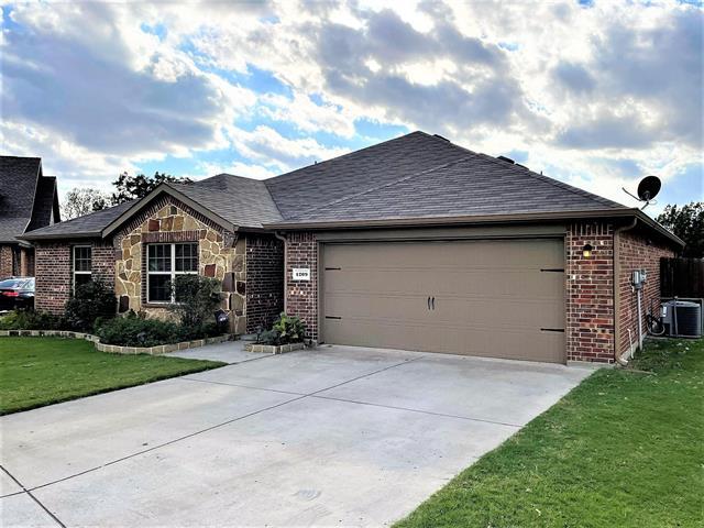 1209 Houston Pl