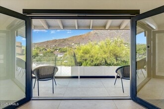 5801 E Surrey Dr in Cave Creek, AZ - Building Photo - Building Photo