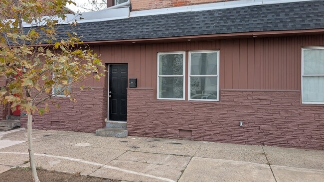 4421 Wayne Ave, Unit 1A in Philadelphia, PA - Building Photo - Building Photo