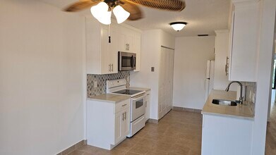 5797 Doris Ct in Delray Beach, FL - Building Photo - Building Photo
