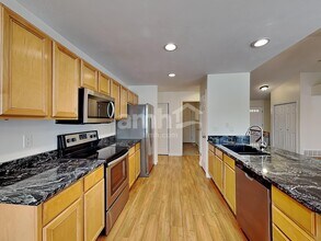 6955 Jordan Cl Cir in West Jordan, UT - Building Photo - Building Photo