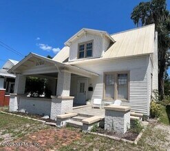 417 Emmett St in Palatka, FL - Building Photo - Building Photo