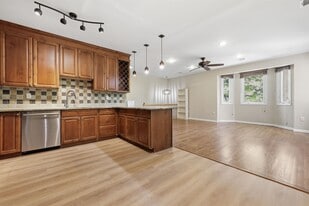 215 St Michaels Walk in Union City, NJ - Building Photo
