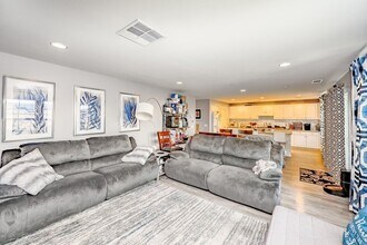 2619 Candleberry Way in Palmdale, CA - Building Photo - Building Photo