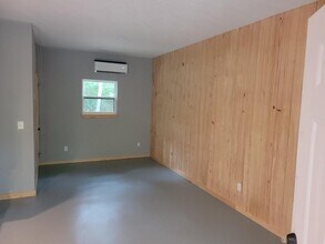 340 Pr Rd 6790 in Colmesneil, TX - Foto de edificio - Building Photo