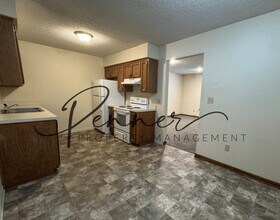 152 NW Zaun Ave in Blue Springs, MO - Building Photo - Building Photo