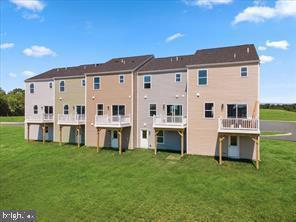 61 Zander Rd in Inwood, WV - Building Photo - Building Photo