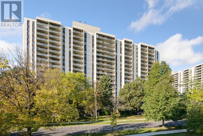 property at 260 Seneca Hill Dr