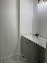 1100 SE 4th Ave in Deerfield Beach, FL - Building Photo - Building Photo