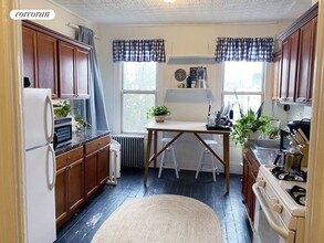 121 Calyer St in Brooklyn, NY - Building Photo - Building Photo