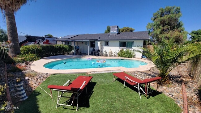 607 N Palm Cir in Buckeye, AZ - Building Photo - Building Photo