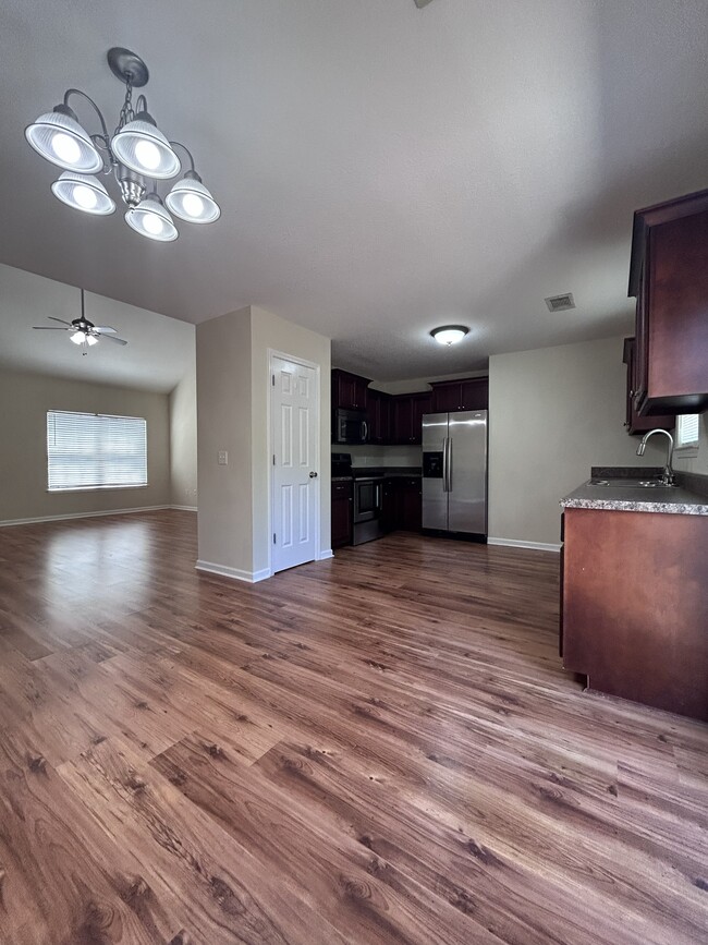 259 Canterberry Pl in Statesboro, GA - Building Photo - Building Photo