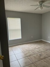 654 Basingstoke Ct in Kissimmee, FL - Building Photo - Building Photo