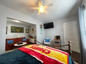 512 W 39th Terrace in Kansas City, MO - Building Photo - Building Photo