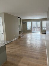 1465 Hooksett Rd in Hooksett, NH - Building Photo - Building Photo