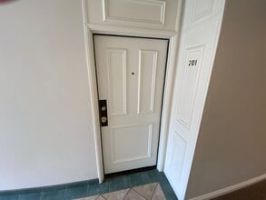 3546 Hughes Ave in Los Angeles, CA - Building Photo - Building Photo