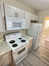 211 Eastland Blvd-Unit -65be0a91-f47e-11e9-95c2-b083fed06b58 in Ocean Springs, MS - Building Photo - Building Photo