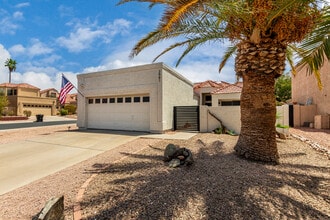 3981 E South Fork Dr in Phoenix, AZ - Building Photo - Building Photo