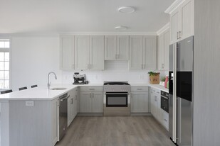 Central Park at 500 Central Avenue in Westfield, NJ - Building Photo
