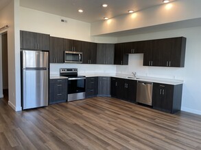 Lofts at Reed in Salt Lake City, UT - Foto de edificio - Building Photo