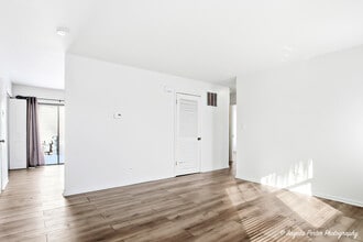 829 Washington St in Woodstock, IL - Building Photo - Building Photo