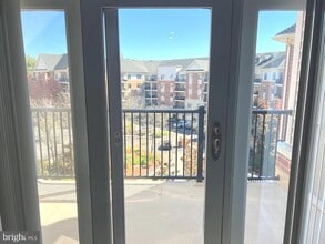 527 Carson Terrace in Huntingdon Valley, PA - Building Photo - Building Photo