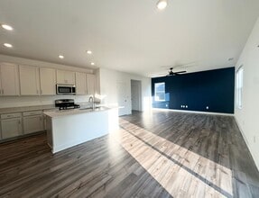 7226 Sayers Rd in Indianapolis, IN - Building Photo - Building Photo