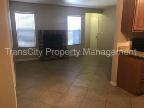 3511 E Baseline Rd-Unit -UNIT 1058 in Phoenix, AZ - Foto de edificio - Building Photo