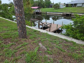2604 Pellam Blvd in Port Charlotte, FL - Building Photo - Building Photo