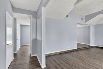 6826 Holiday Ln in Corpus Christi, TX - Building Photo - Building Photo