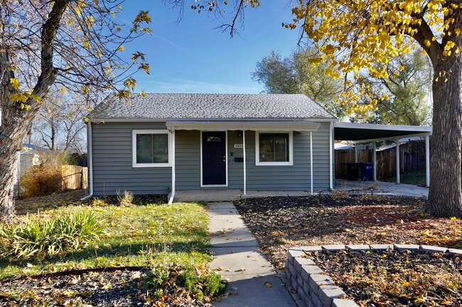 property at 1850 S Knox Ct