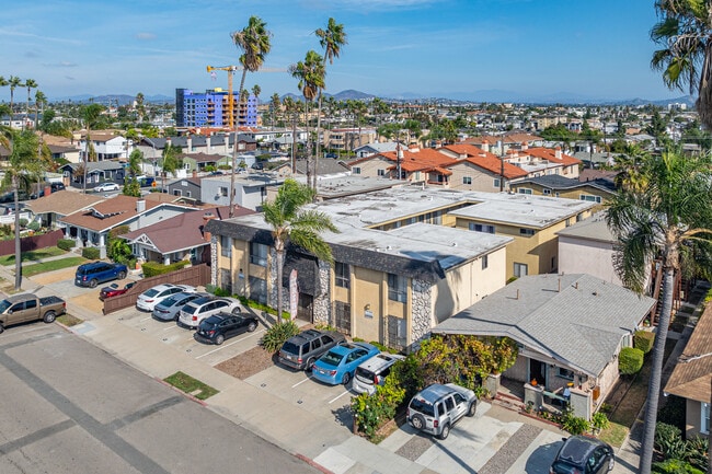 3967 Illinois St in San Diego, CA - Building Photo - Building Photo