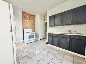 1224 Ross Ave in Cincinnati, OH - Building Photo - Building Photo