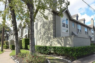 2222 Hopkins St in Houston, TX - Building Photo - Building Photo
