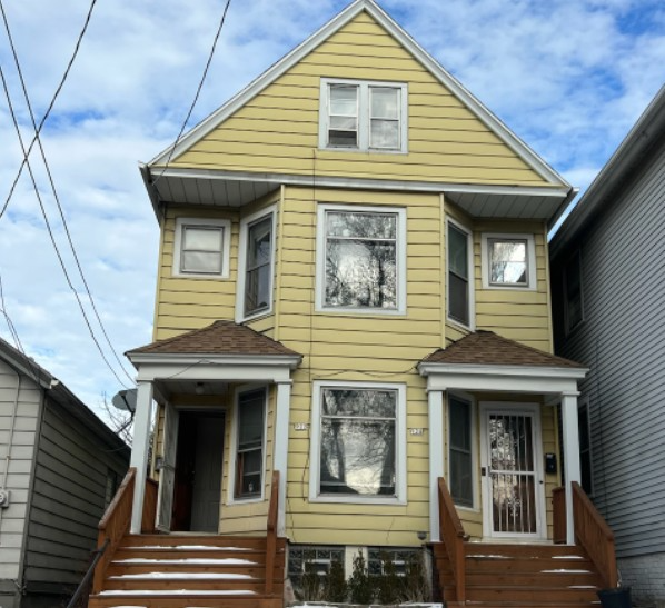 922 E Hamilton St in Milwaukee, WI - Building Photo