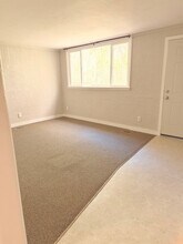 2919 Everett St in Lincoln, NE - Foto de edificio - Building Photo