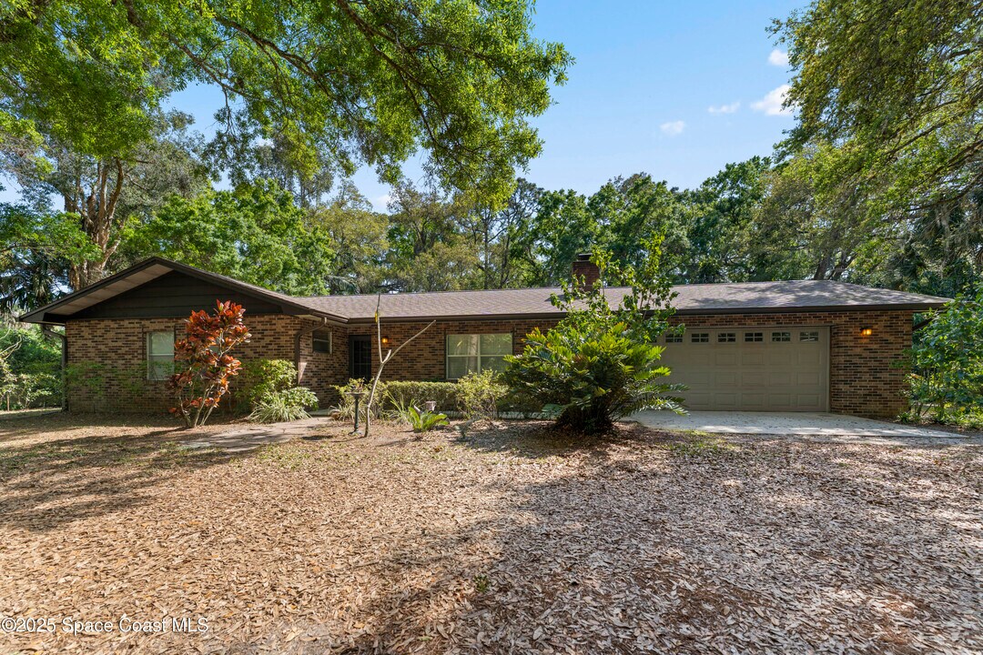 6363 Wood Ln in Melbourne, FL - Building Photo