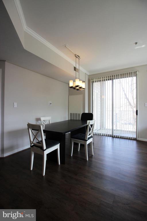 1641 International Dr in McLean, VA - Building Photo - Building Photo