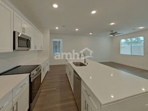 5812 Fly Fisher St in Las Vegas, NV - Building Photo - Building Photo