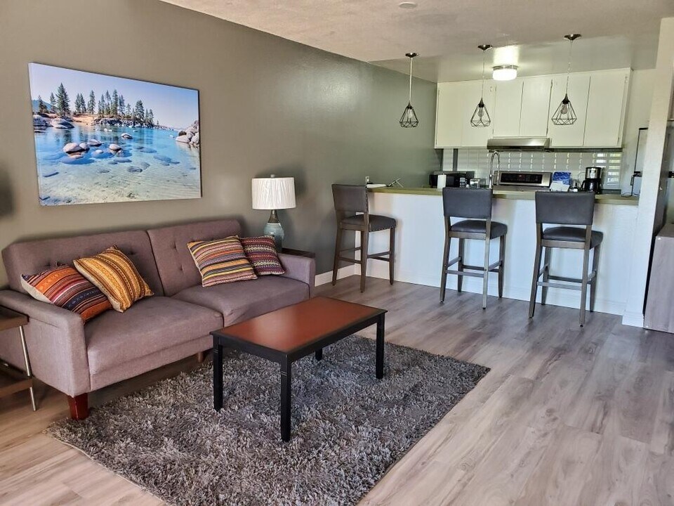 2700 Plumas St, Unit 309 in Reno, NV - Building Photo