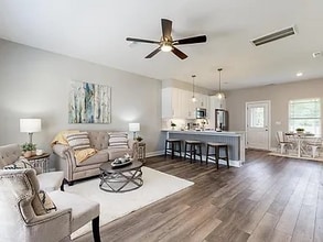 555 Gresham Ln in Murfreesboro, TN - Building Photo - Building Photo